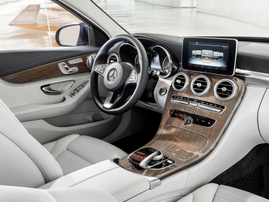  Mercedes-Benz C300 BlueTec Hybrid Exclusive Line 2014 года  (фото 28 из 30)